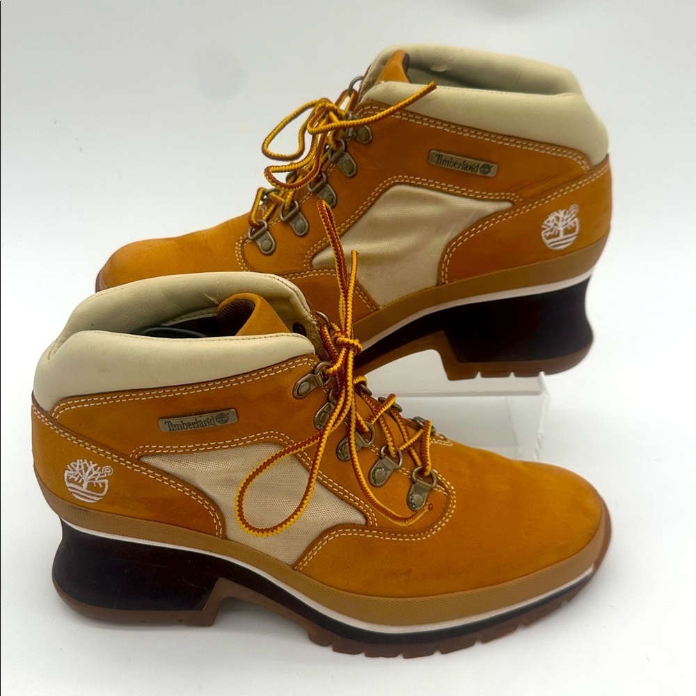 Timberland Chukka Boot Wheat Tan Nubuck Heeled 19340 Women's Size 7.5